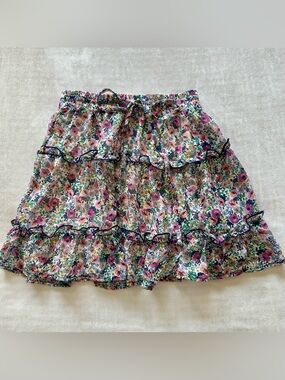 cutesy floral chiffon skirt w lining & tie front / size xs